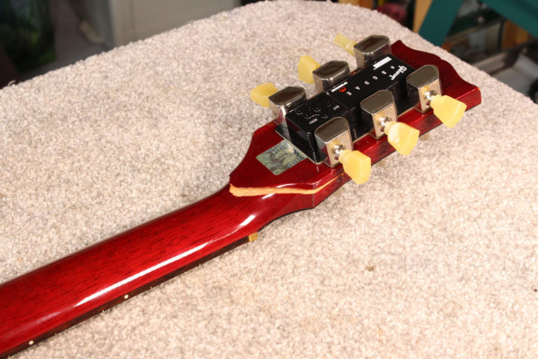 Repair of a broken Gibson Les Paul neck Flame Guitars