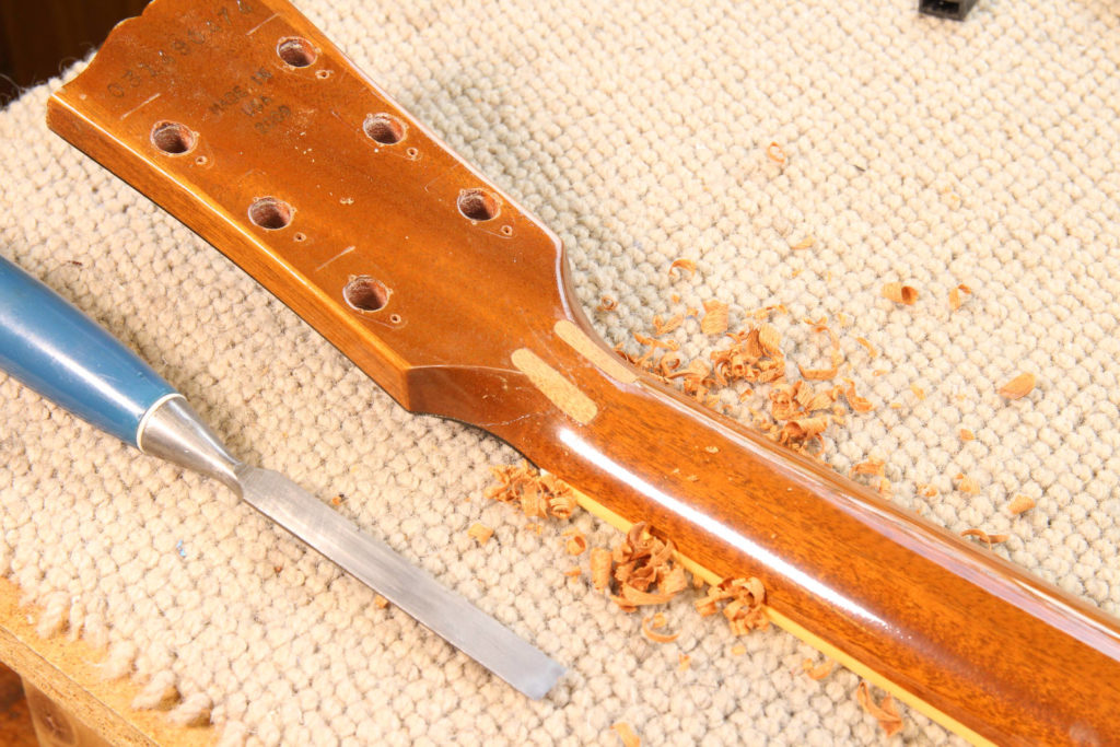 Repair of a broken Gibson Les Paul neck Flame Guitars